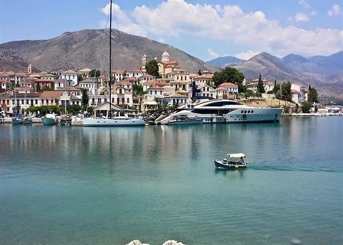 Ξενοδοχείο Γαλαξίδι 2*